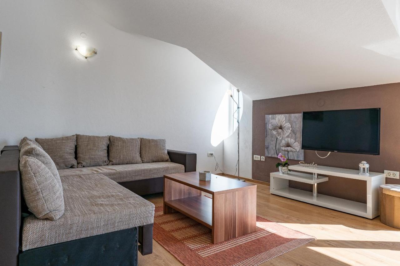 Villa Mirela Петркане Екстериор снимка