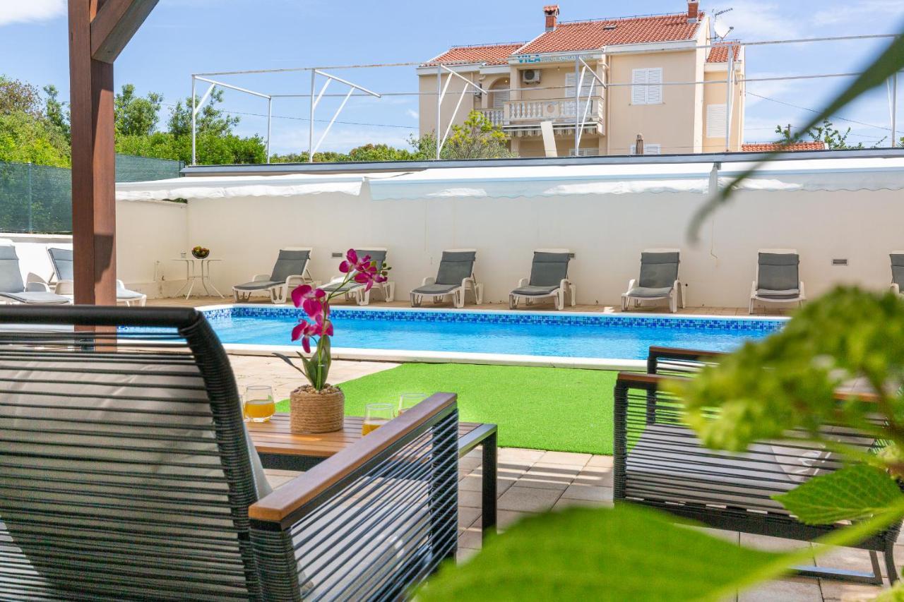 Villa Mirela Петркане Екстериор снимка