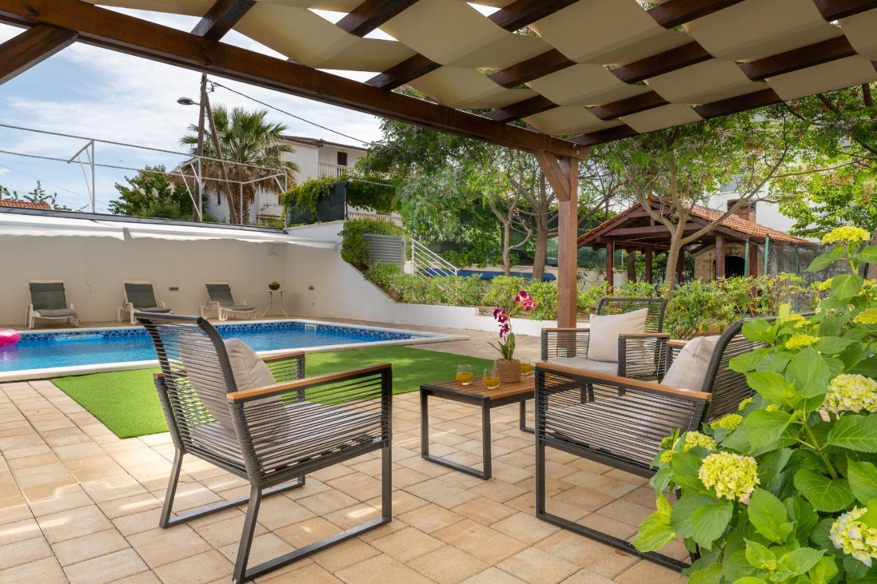 Villa Mirela Петркане Екстериор снимка