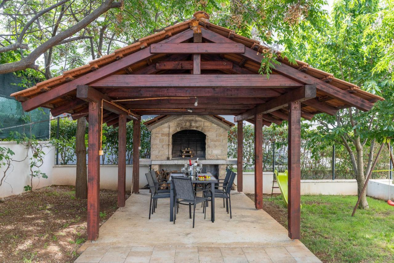 Villa Mirela Петркане Екстериор снимка