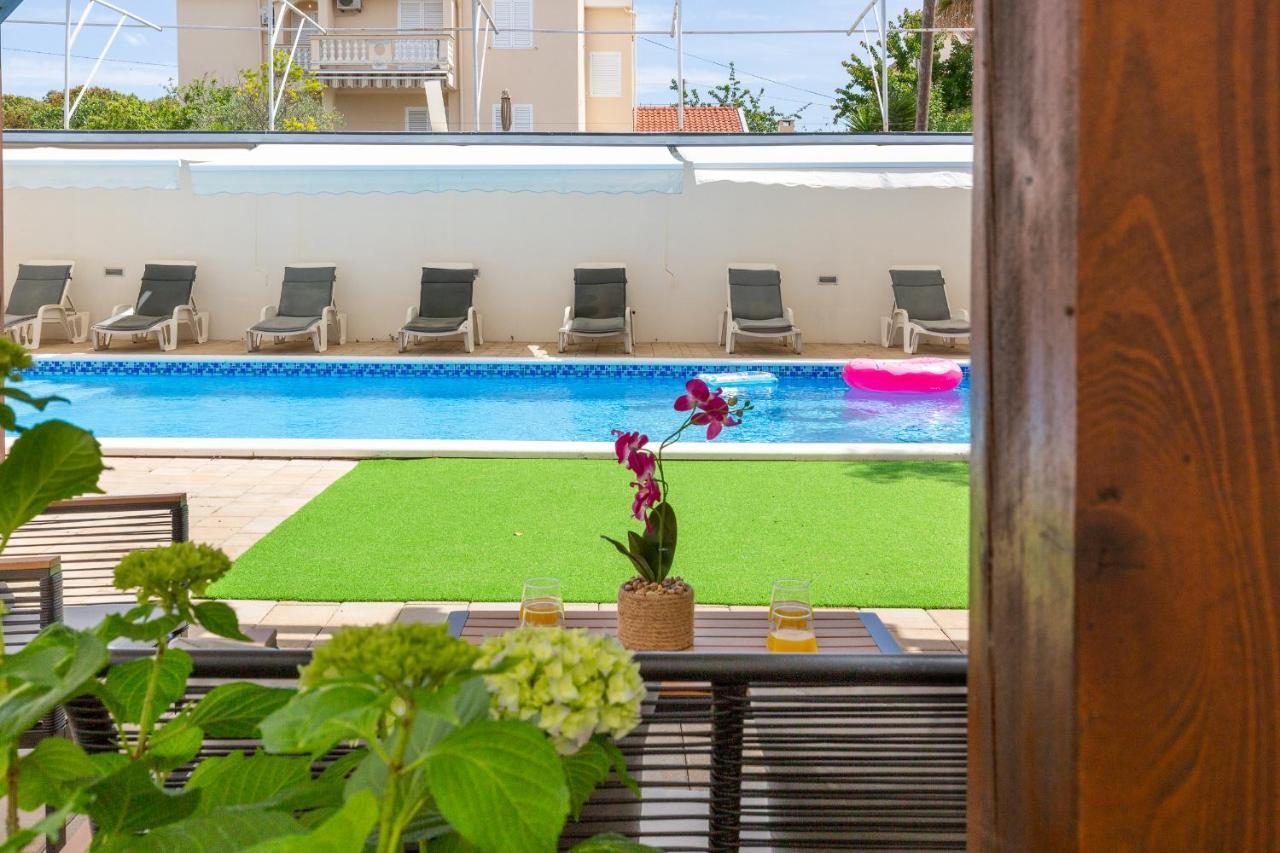 Villa Mirela Петркане Екстериор снимка