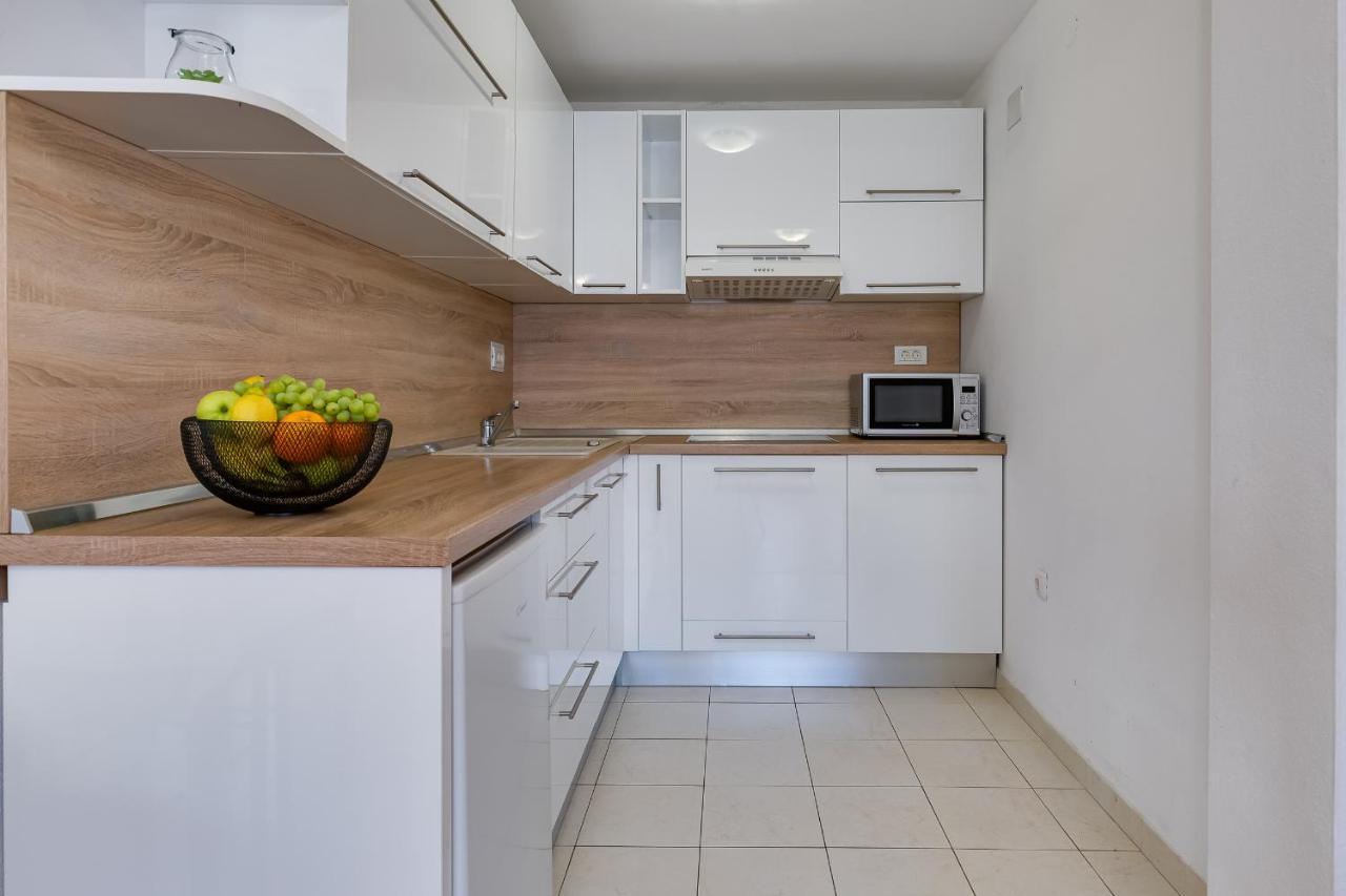 Villa Mirela Петркане Екстериор снимка