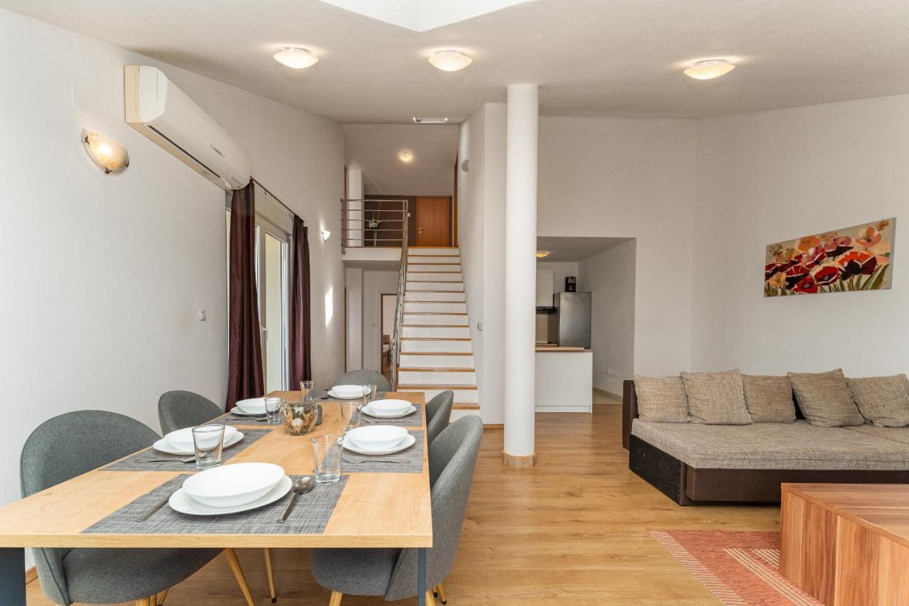 Villa Mirela Петркане Екстериор снимка