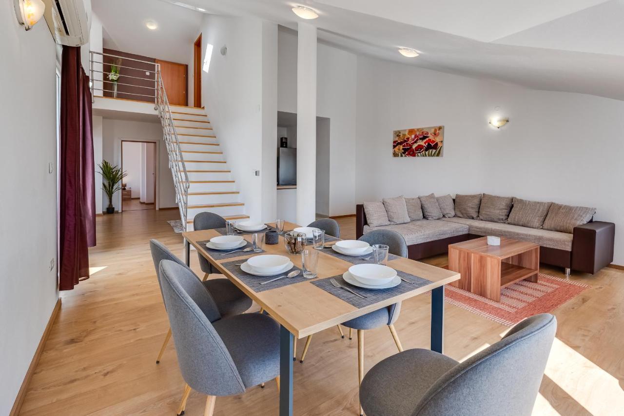 Villa Mirela Петркане Екстериор снимка